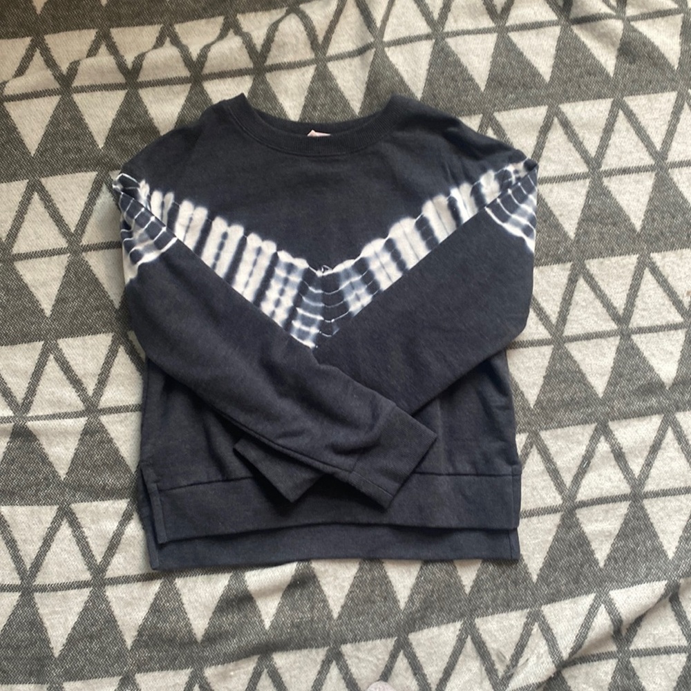 Blue and white light sweatshirt from target